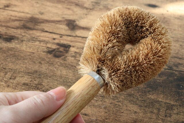 木柄たわし 形状