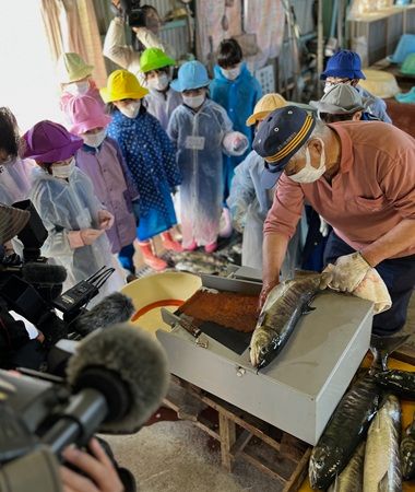 福島・南相馬で生まれた腕時計ブランドの人気シリーズに再生の願いを込めた新色が追加