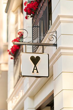 【東京都渋谷区】表参道にAMI PARISポップアップストアがオープン。パリジャンの暮らしを東京へ！