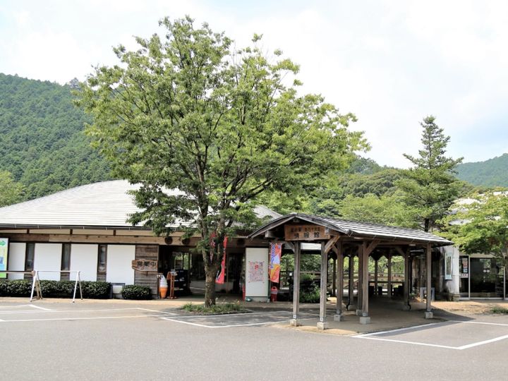 All About ニュース編集部が全国250人を対象に実施した道の駅に関するアンケートの調査結果から、子連れで行きたいと思う「高知県の道の駅」ランキングを発表！ 2位「四万十大正」を抑えた1位は？