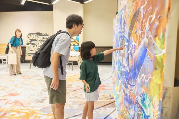 【高知県南国市】アーティストと子どもたち制作したアート作品の巡回展示が、高知龍馬空港からSTART！