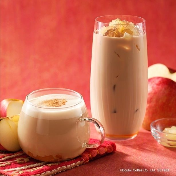 「アップルマサラチャイティー」(HOT／ICED、R660円～)