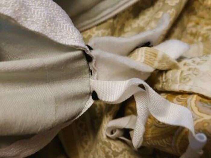 めんどうな掛け布団カバーの交換は「ボタン」があれば超簡単！余ってたらやってみて♪