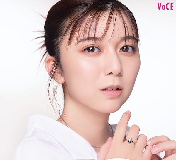 上白石萌歌さん／スキンシャドウ デザイニング パレット 01 使用