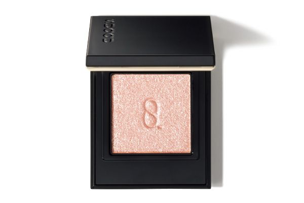 モノ ルック アイズ