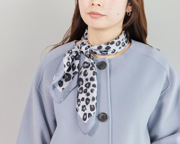 画像1: イチ推しのスカーフやバッグで華やぎをプラス