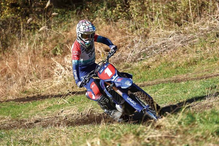 海外トップライダーの内側が腰が落ちている理由【馬場亮太のエンデューロチャンピオンライテク】