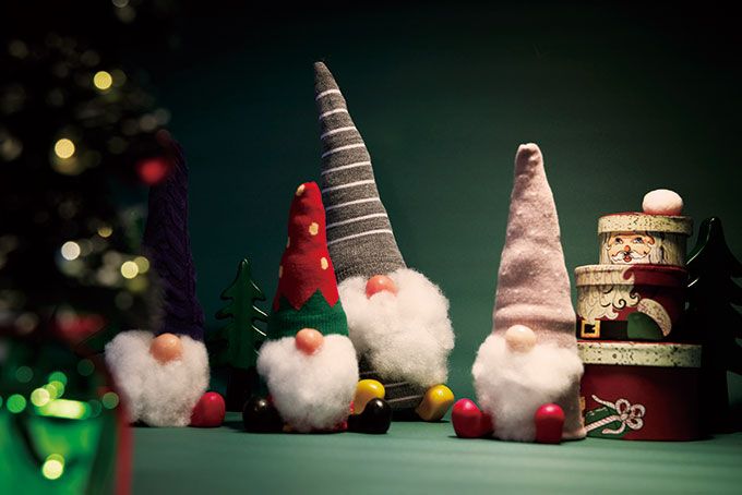 捨てる靴下がクリスマスの妖精「トムテ」に大変身！【ボーネルンドのきせつとあそぼ！】の画像1