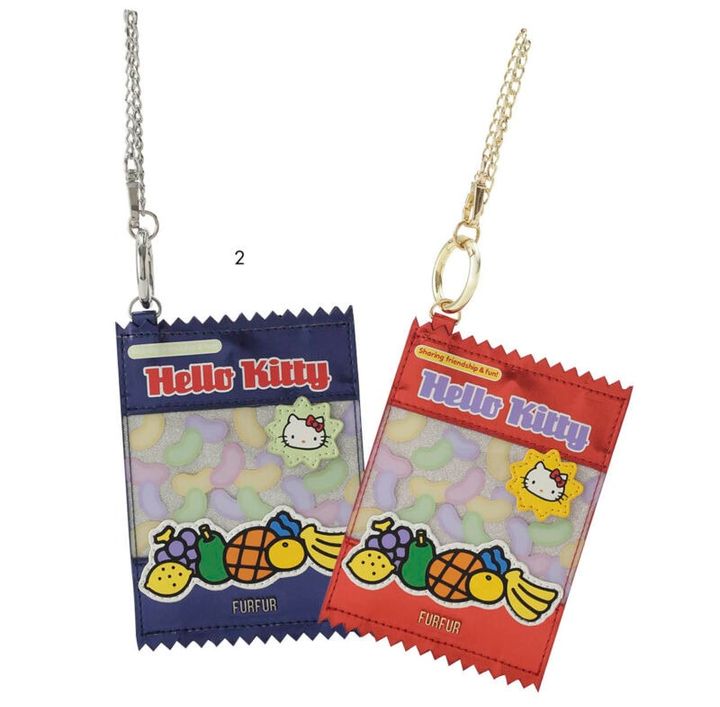 2.ポーチチャーム［H14×W10］各¥7,700（すべてファーファー／ファーファー ルミネ新宿2店）※12月上旬発売予定