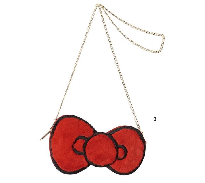 3.リボンバッグ［H13.3×W21×D5］¥15,400（すべてファーファー／ファーファー ルミネ新宿2店）※12月上旬発売予定