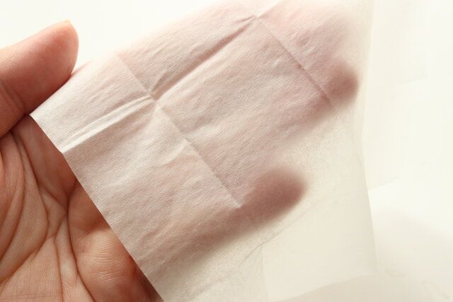 モニタークリーニングティッシュ（16枚） 質感