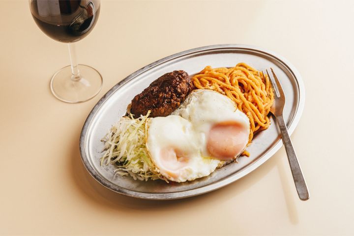 麻布にこの店あり！ 『洋食屋 大越』のハンバーグつきスパゲッティ｜宇賀なつみ「ほろ酔いおつまみ」