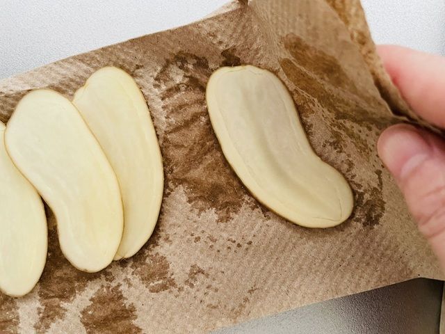 ダイソー 電子レンジ チップスメーカー 使い方 水分を拭き取る