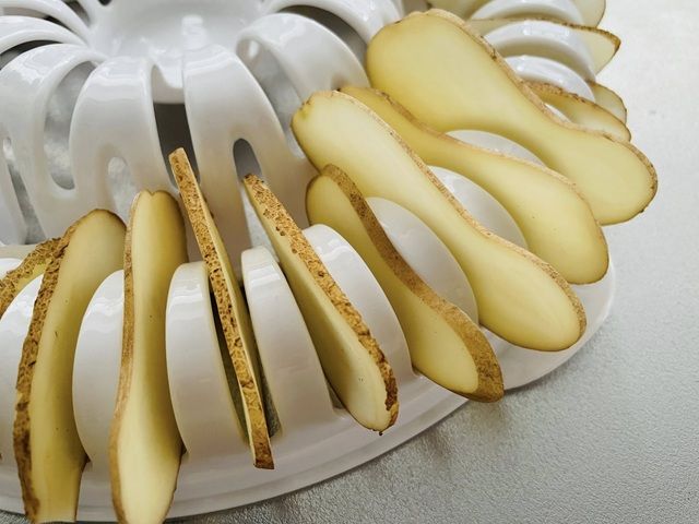 ダイソー 電子レンジ チップスメーカー 使い方 立てて置く