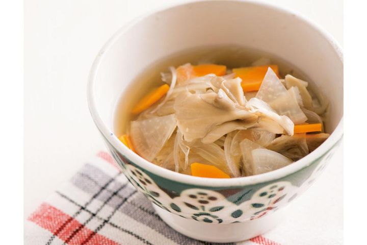 リバウンド知らず【脂肪燃焼ダイエットスープ】秋冬バージョン、きのこと根菜の簡単レシピ