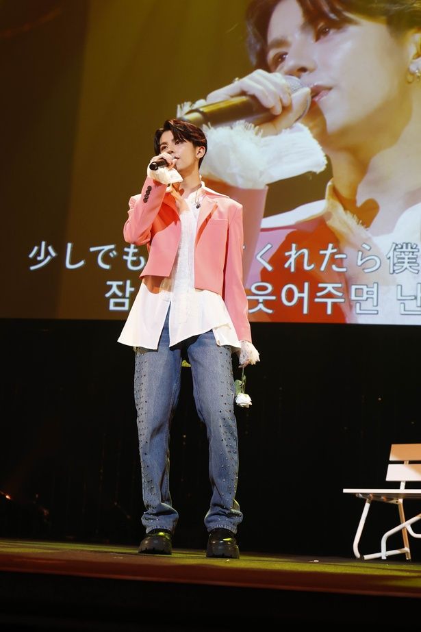 タレント・ドラマーとしても活躍する木本慎之介さん (c)現役歌王 JAPAN 製作委員会