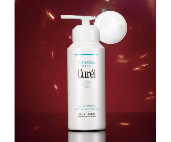 キュレル 潤浸保湿 泡ジェル洗顔料