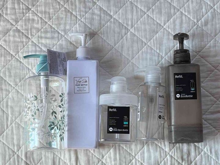 ダイソーの「シャンプーボトル」は収納スペースに合わせて選べて便利