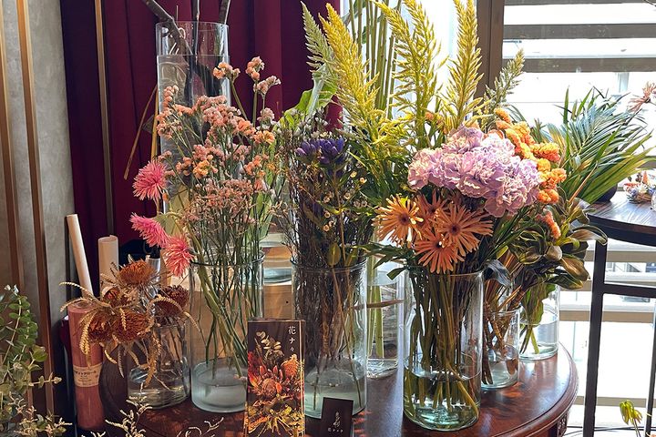 「切り花」1本〇〇〇〇円〜