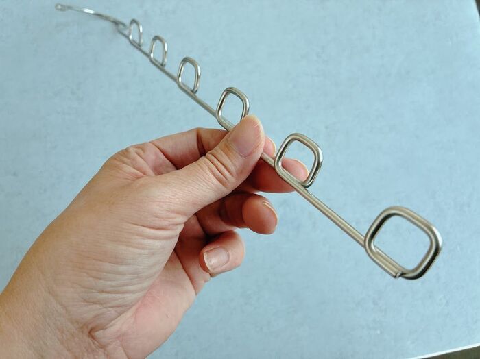 【ダイソー】100均パトロール速報！謎バーの正体は『コーデチェック』にも使える優秀品でした♪