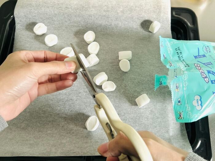 市販のお菓子で超簡単！『雪だるまクッキー』作ってみた。食べてみると…意外な食感！？