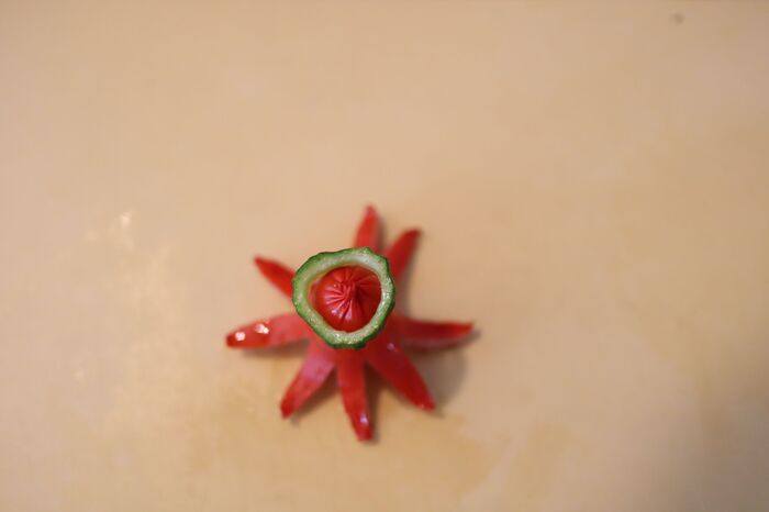 お弁当の中から『応援ウインナー』が登場♡「みんながんばれっ！」心がほっこりする〈簡単飾り切り4選〉に挑戦！