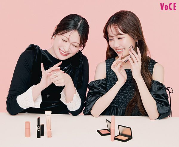 【左】吉田朱里さん 【右】水越みさとさん