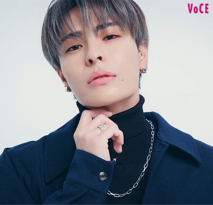 ブルベ冬ならでは！ 強い色同士の組み合わせで美肌見せも