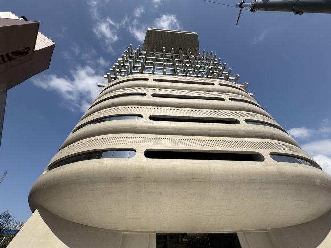 GENTLE MONSTER HAUS NOWHERE：外観