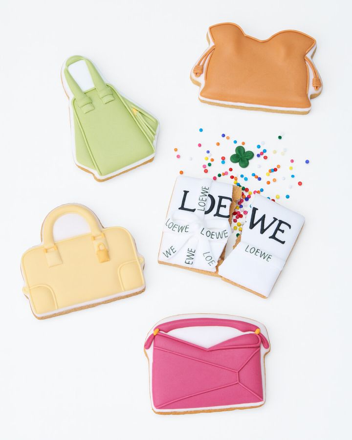 Loewe_1412_4x5.jpg