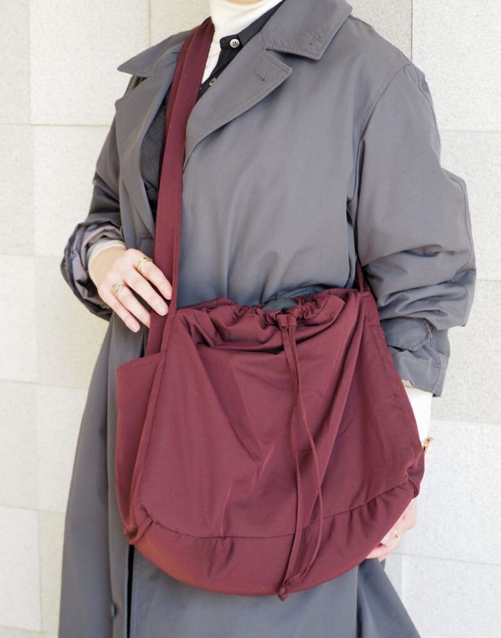 ユニクロのショルダーバッグ