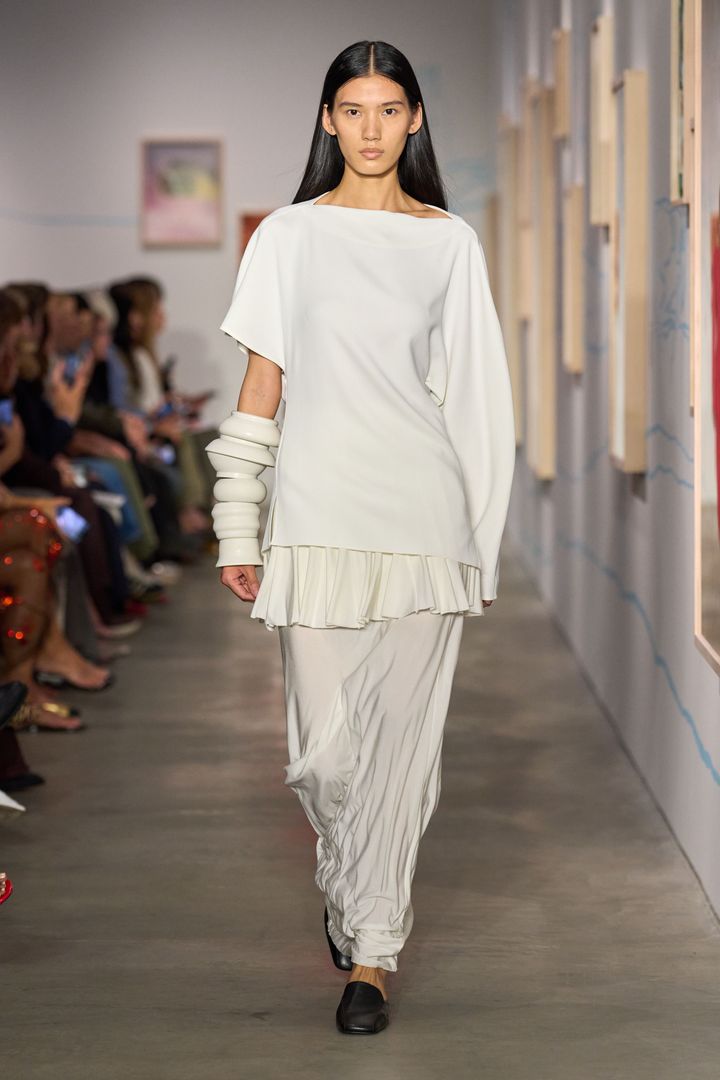 アシュリン 2026年春夏コレクションより。