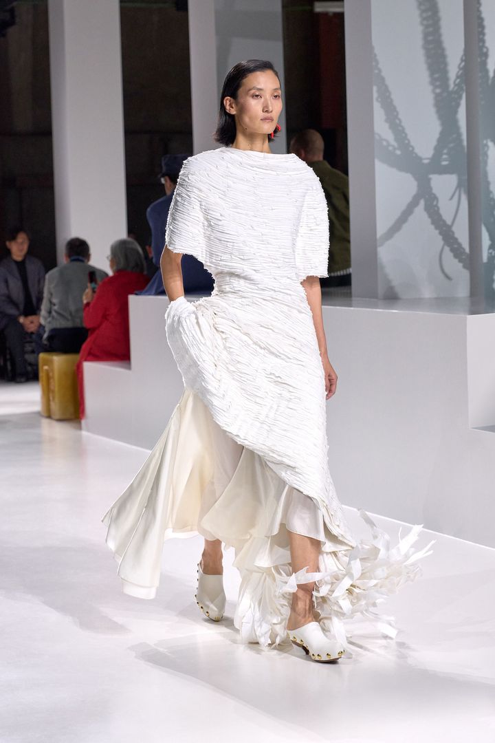 ボッテガ・ヴェネタ 2026年春夏コレクションより。