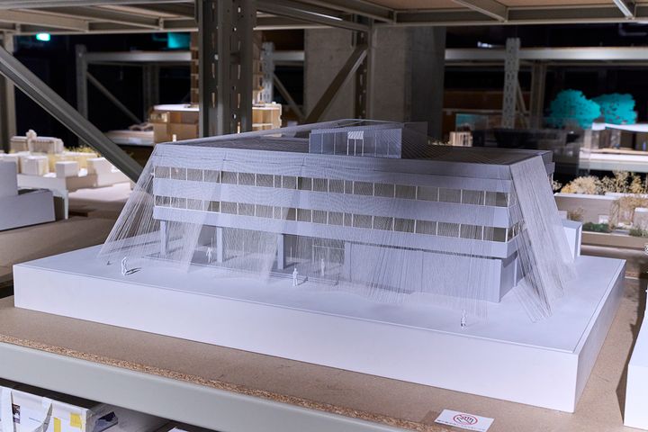 「小松マテーレファブリックラボラトリー fa-bo」隈研吾建築都市設計事務所