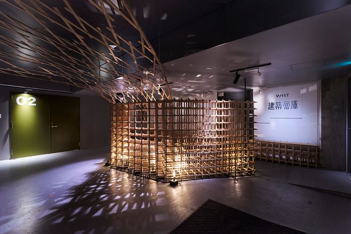 エントランス「三灯小径」設計：滋賀県立大学陶器浩一研究室