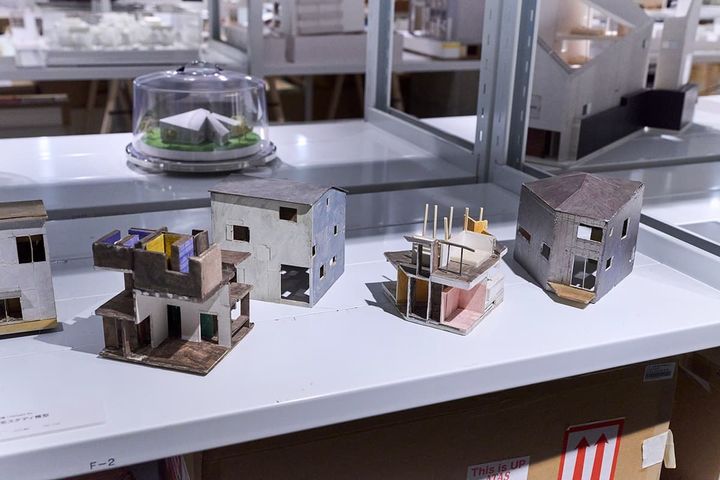 1/50の縮尺。建物の外側と内側が見える化