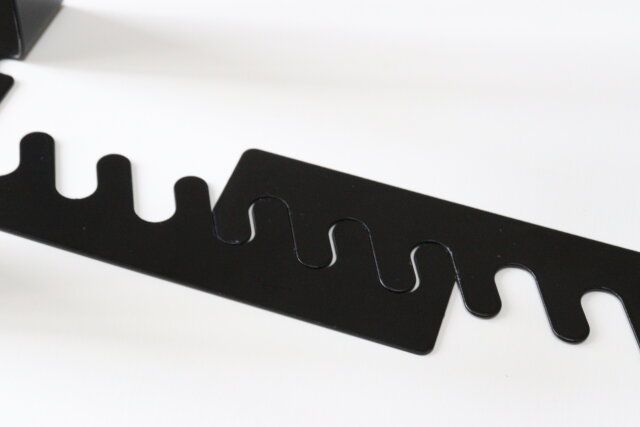 セリアのブックスタンド ストッパータイプの凹凸部分