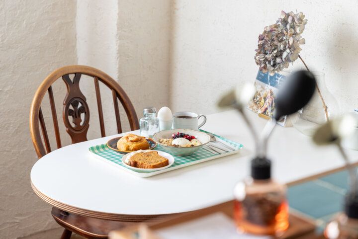 選べるモーニングが素敵♪ サウナも備えた大阪ミナミの隠れ家「階段下の北欧喫茶店 LOMA」