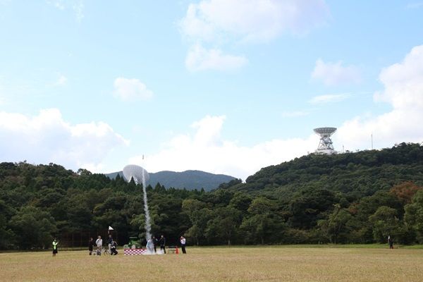 宇宙甲子園ロケット部門鹿児島大会で「鹿児島県立楠隼中学校」のチームが優勝！