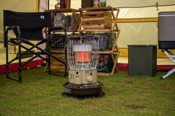 冬キャンプに！キャプテンスタッグ×コロナの石油ストーブにコラボ5周年カラー登場