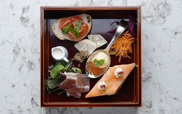 「お堀端の玉手箱」三の重