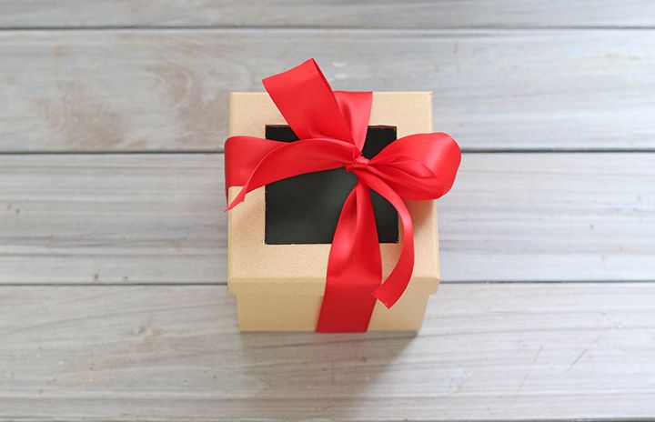 リボンを掛ける