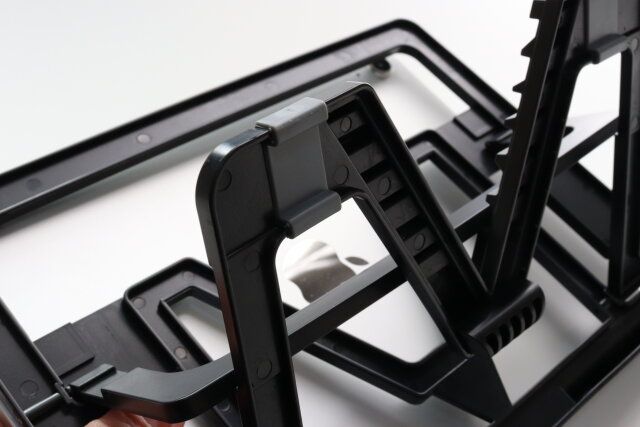 6段階調節タブレットスタンド 土台部分のすべり止め