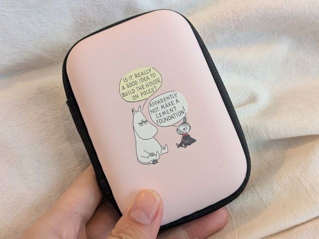 ムーミンデザインのステーショナリーケース外観