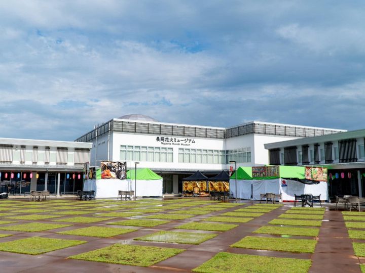 All About ニュース編集部が全国250人を対象に実施した道の駅に関するアンケートの調査結果から、子連れで行きたいと思う「新潟県の道の駅」ランキングを発表！ 2位「ながおか花火館」を抑えた1位は？