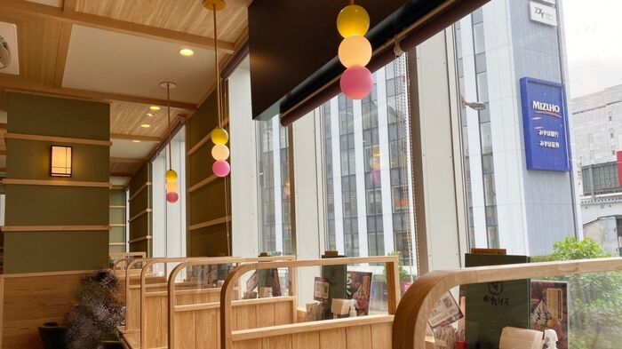 お一人様にもぴったりなおかげ庵のおしゃれなカウンター席