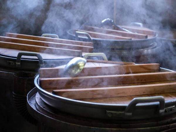 滋賀の老舗・木村水産から高級冷凍ご飯「贅沢御膳」が登場。レンジで本格的なごちそう！