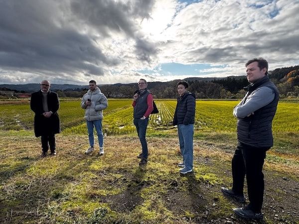 日本酒造組合中央会が海外トップソムリエを招聘し、宮城・秋田の蔵元ツアーを開催