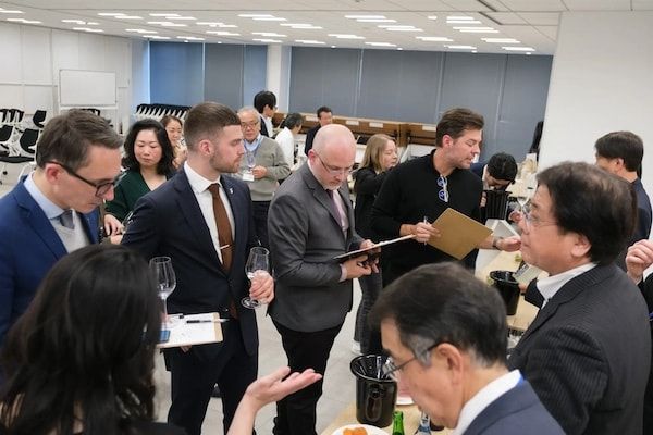 日本酒造組合中央会が海外トップソムリエを招聘し、宮城・秋田の蔵元ツアーを開催