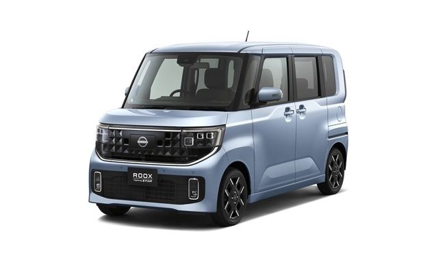 日産・新型ルークスが「RJCカーオブザイヤー」受賞！